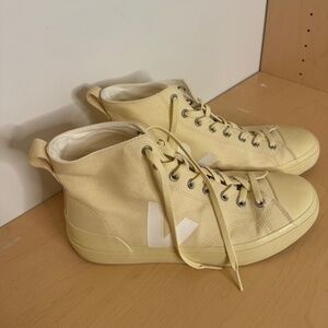 FLAWLESS Veja Wata II Canvas Sneakers Cream Men's 12